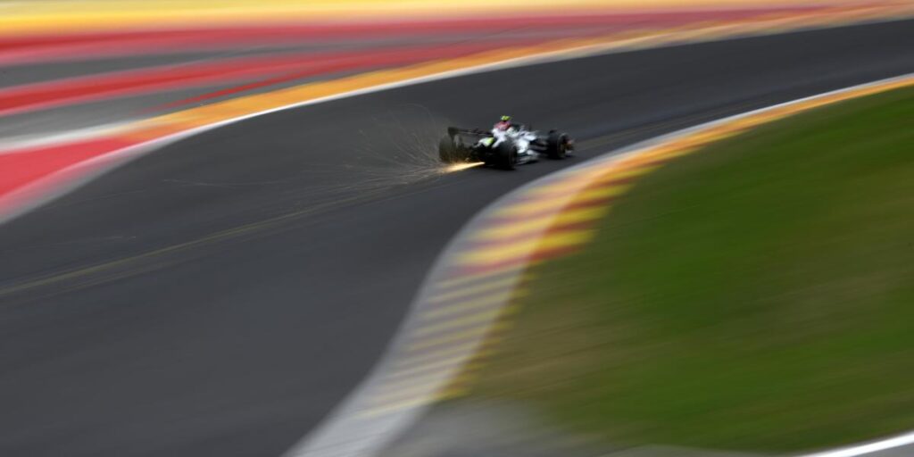 El tremendo susto que se llevó Hamilton en Spa