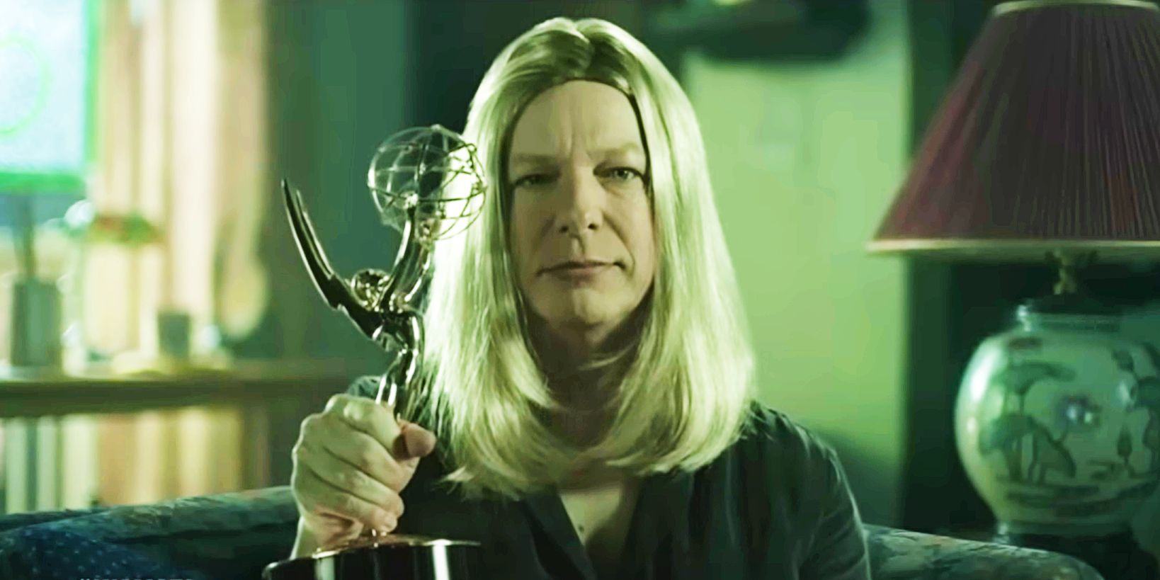 El video de parodia de Ozark reemplaza a Wendy con Will & Grace Star en terapia