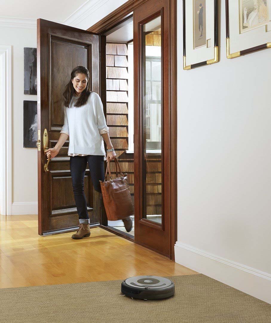 El vídeo viral donde la policía confunde a una aspiradora con un ladrón