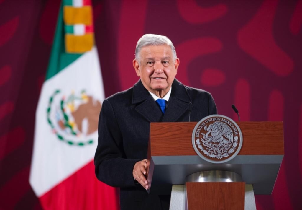 Eliminar prisión preventiva oficiosa es para proteger a delincuentes, afirma AMLO