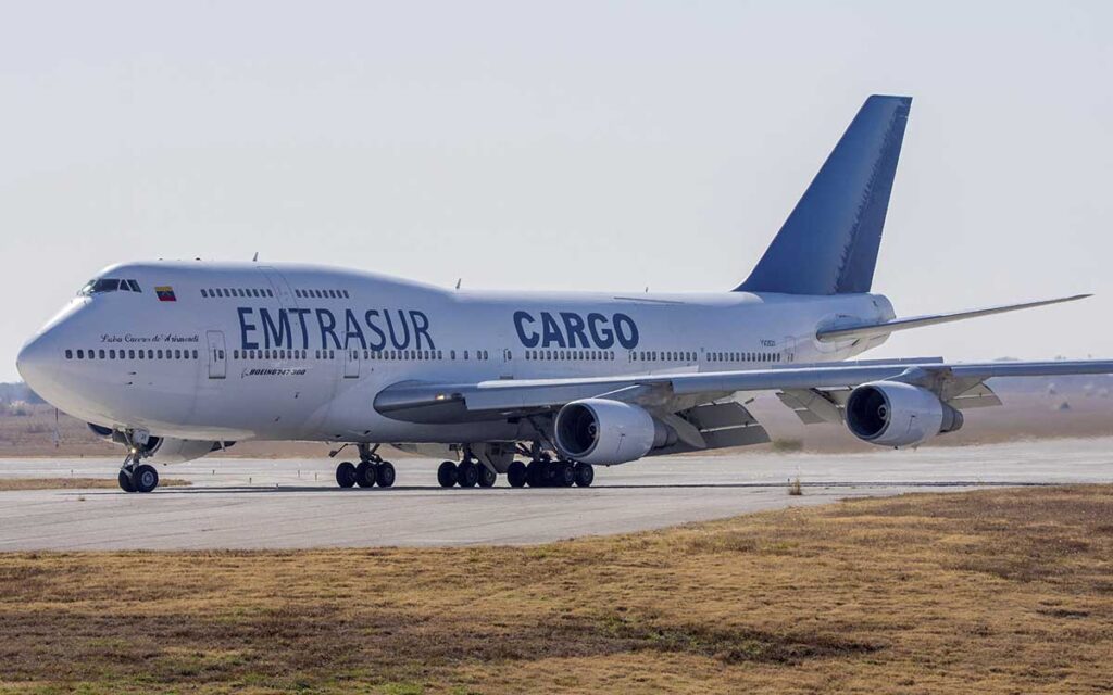 Estados Unidos pide a Argentina confiscar avión venezolano vinculado a Irán