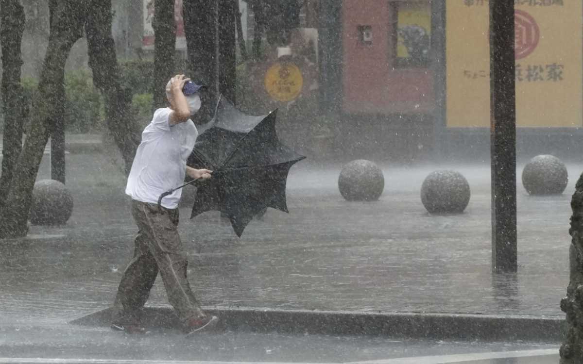 Evacúan a más de 70 mil personas ante el impacto del tifón ‘Meari’ en Japón