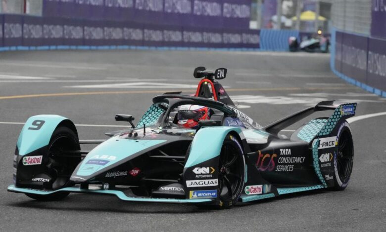 Evans gana una accidentada carrera 1 en Seúl y pospone el título