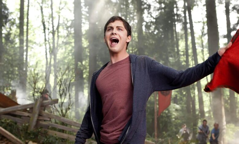 Fotos del set de Percy Jackson revelan disfraces de armaduras del campamento mestizo