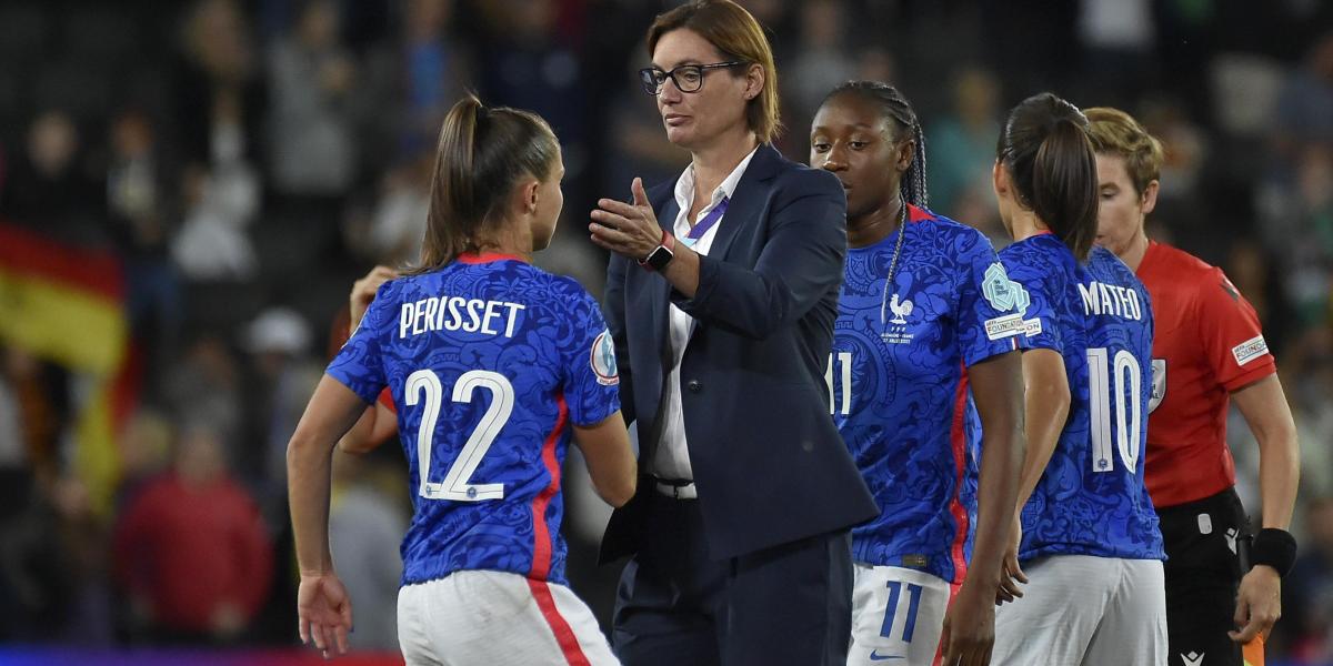 Francia premia a Corinne Diacre con la renovación