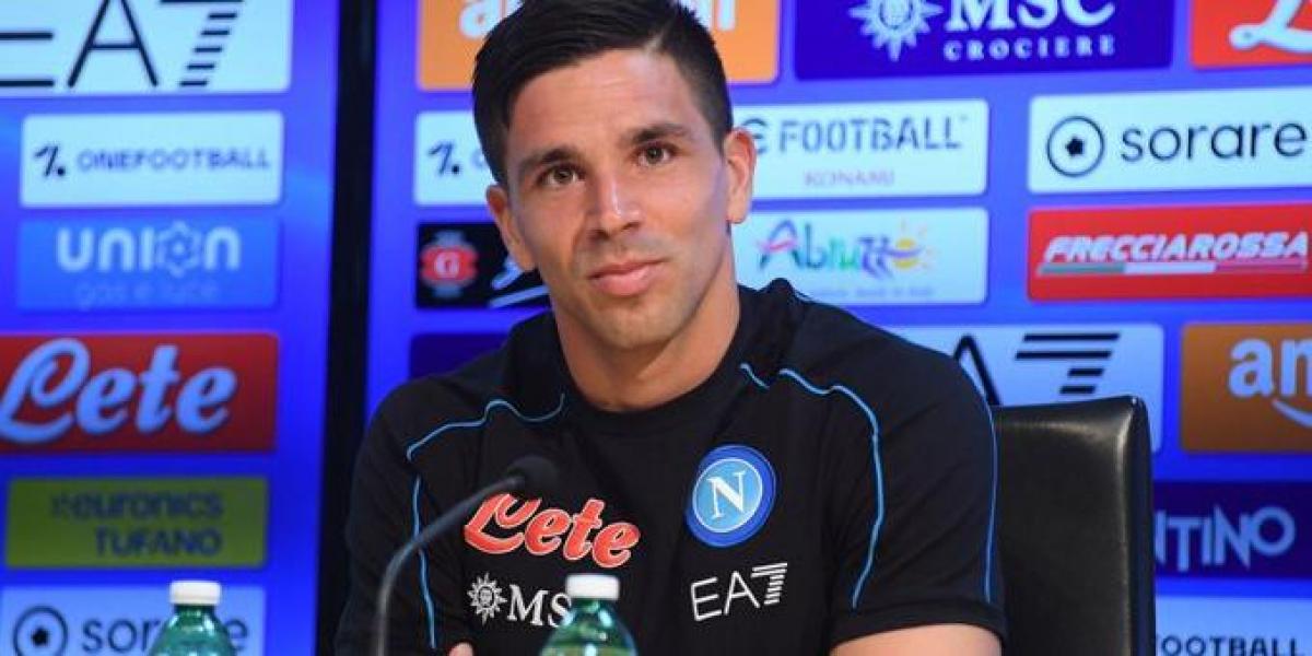 Gio Simeone, honrado de jugar "en la patria de Maradona"