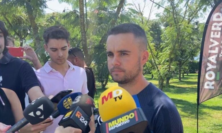 Giráldez: "La plantilla no esta cerrada y ellas lo saben"