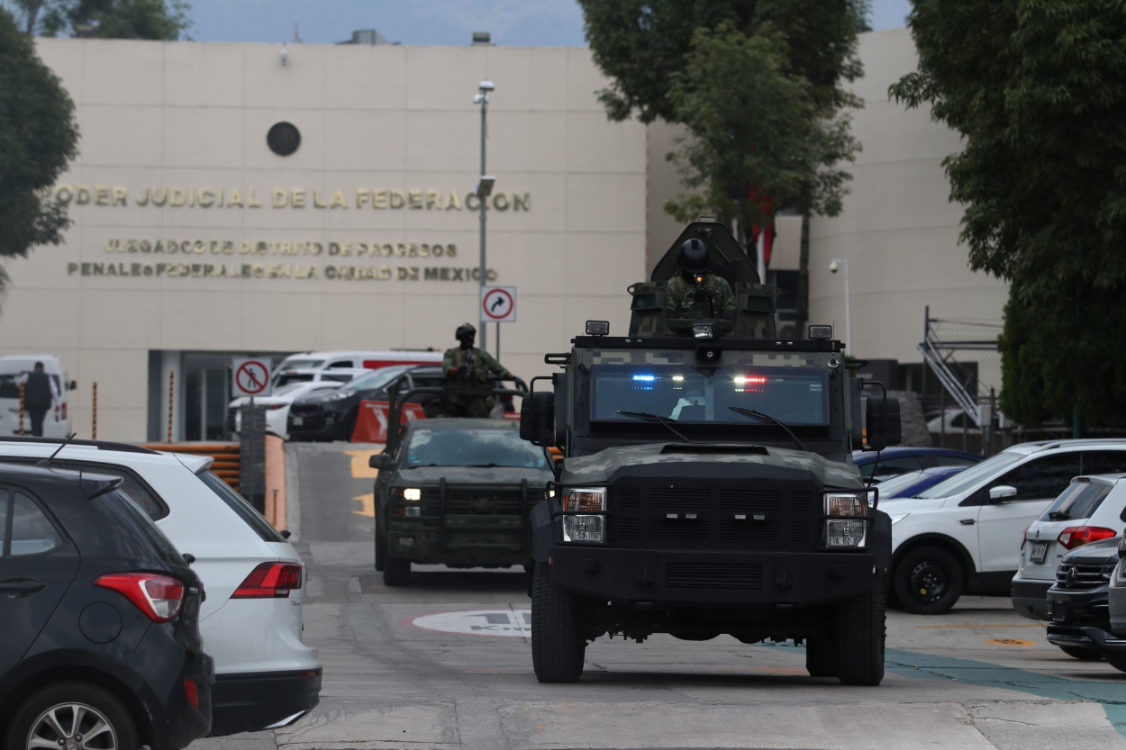 Gobierno federal debe garantizar seguridad de jueces en lugar de militarizar seguridad y restringir derechos humanos: abogado Caballero Ochoa