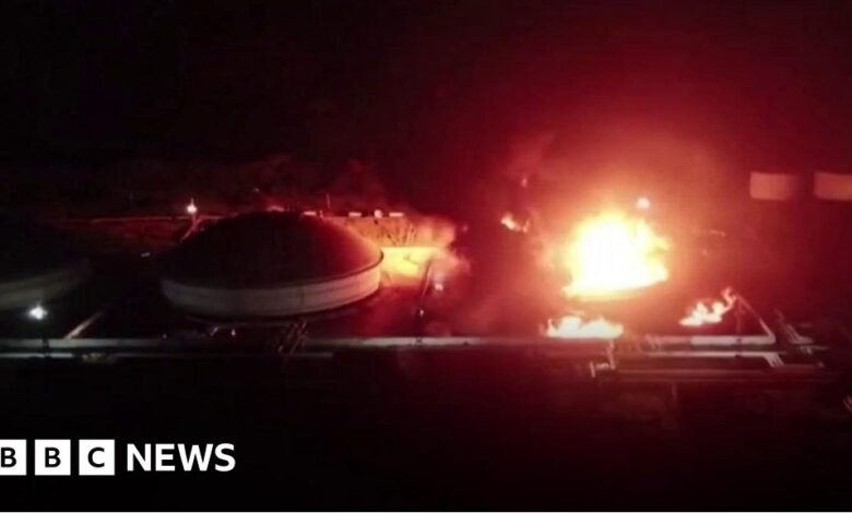 Impacto de rayo provoca gran incendio en depósito de combustible en Cuba