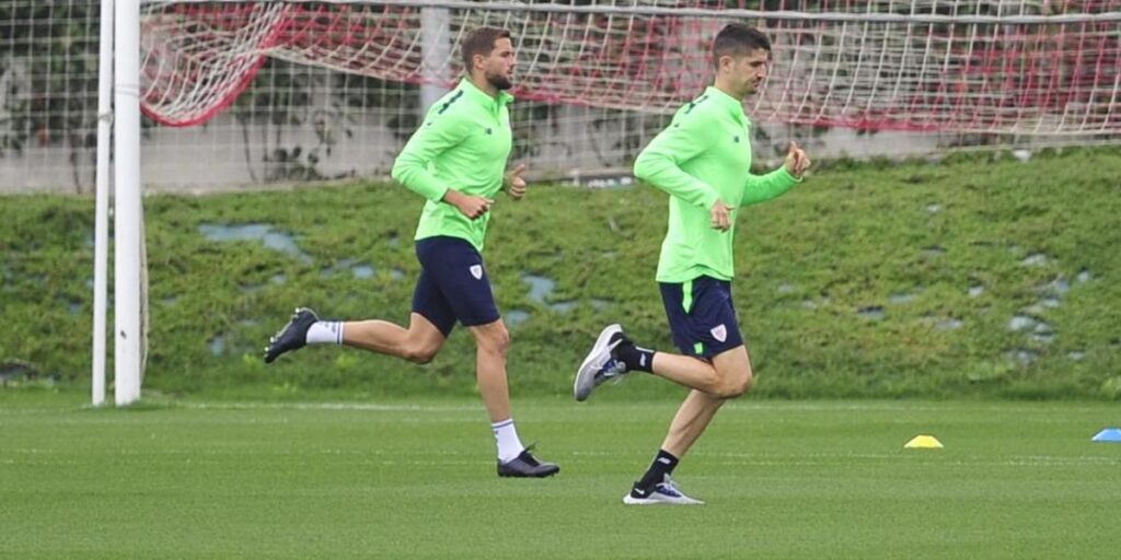 Iñigo Martínez sigue sin entrar en el grupo