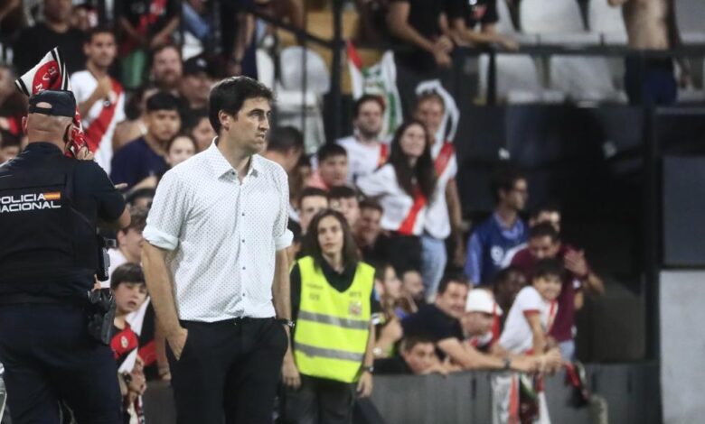 Iraola: "Este partido requería paciencia y no tuvimos acierto"