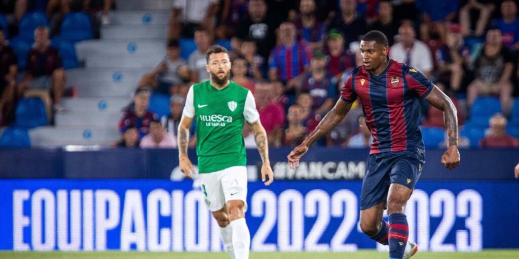 Justo empate para empezar entre Levante y Huesca (0-0)