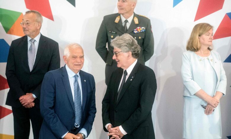La UE redobla su apoyo a Ucrania con una misión de adiestramiento militar
