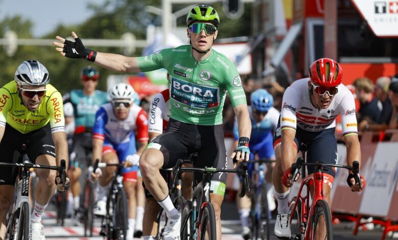 La Vuelta 2022: Sam Bennett se impone en la Etapa 3 | Video