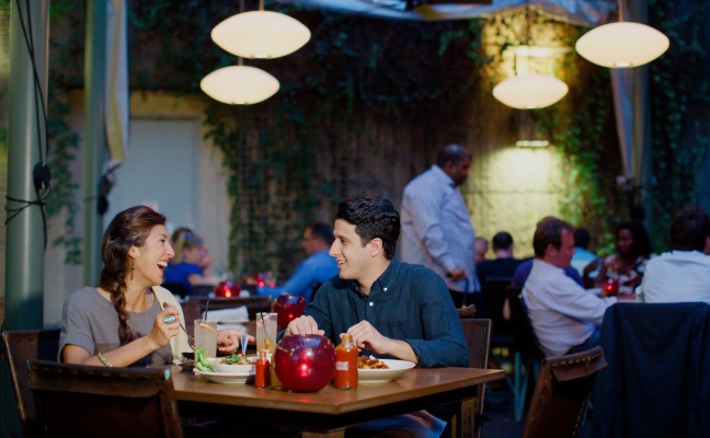 La aplicación de citas estilo TikTok Desti filtra coincidencias por destinos de fecha