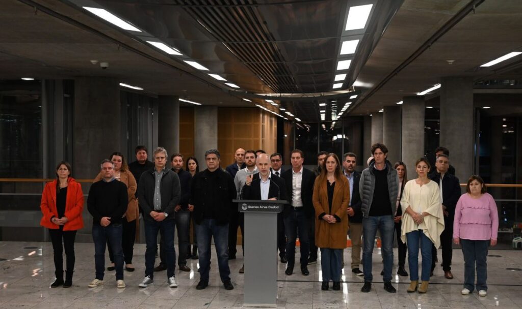 La escalada callejera del kirchnerismo agrieta a la oposición en Argentina