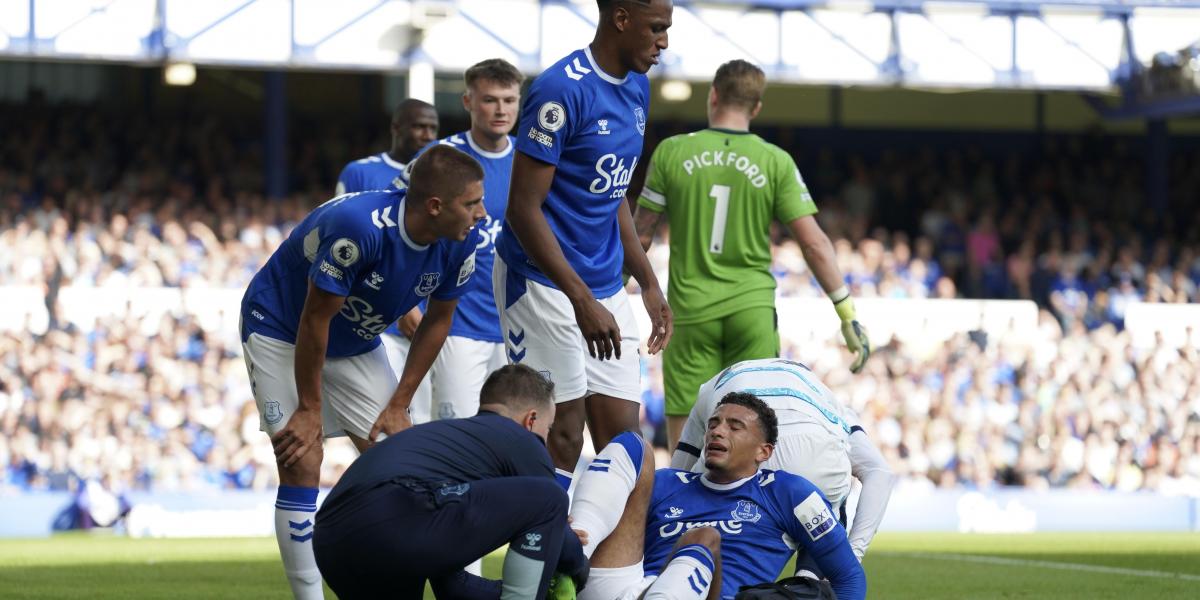 La escalofriante lesión de Godfrey ante el Chelsea