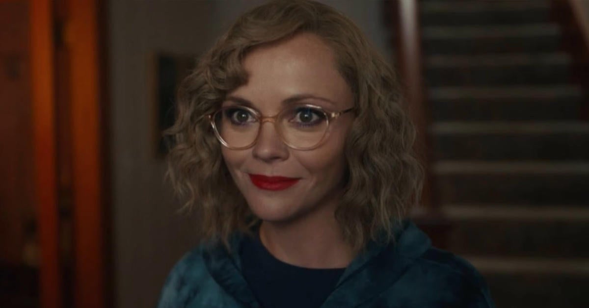 La estrella de Yellowjackets, Christina Ricci, se burla del inicio de la producción de la temporada 2 con un video de BTS