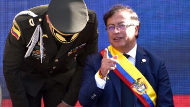 La nueva izquierda latinoamericana busca redefinir su relación con los Ejércitos