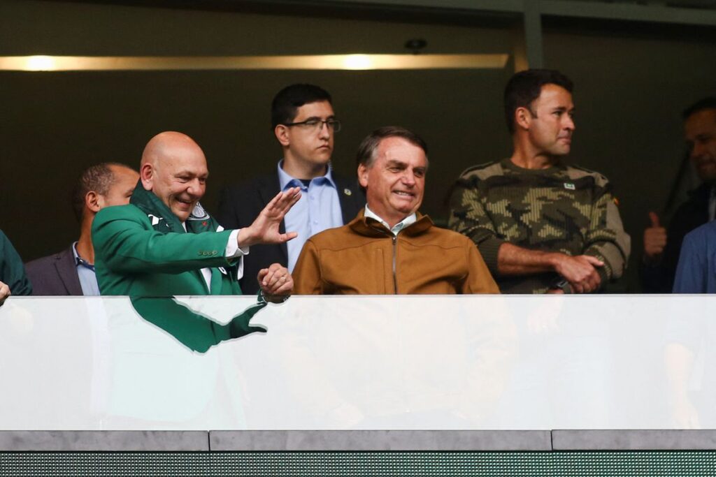 La policía registra las casas de ocho empresarios afines a Bolsonaro por intercambiar mensajes golpistas