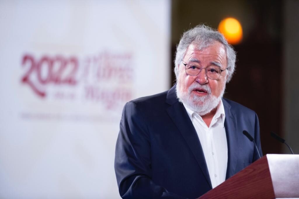 La 'verdad histórica' se diseñó "en los más altos niveles del Gobierno federal", acusa Encinas