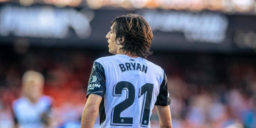 La vuelta de Bryan al Valencia, sólo pendiente de su recambio en el Tottenham