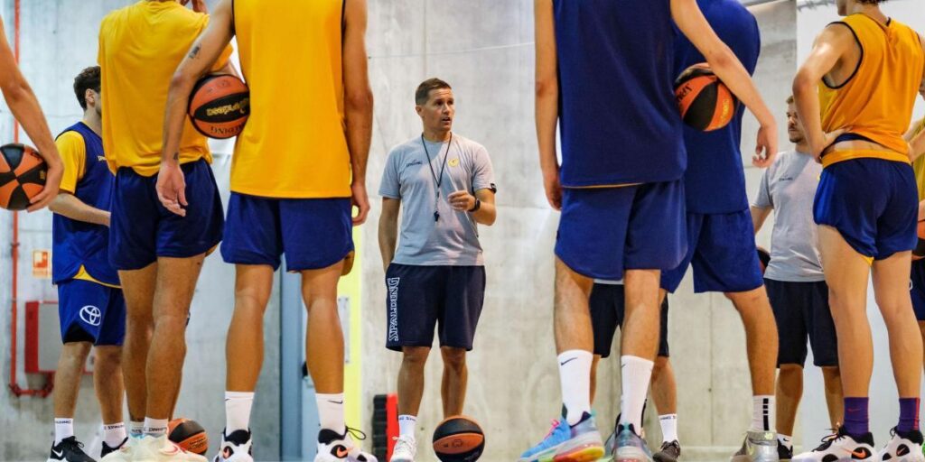 Lakovic: "Tenemos una plantilla equilibrada"