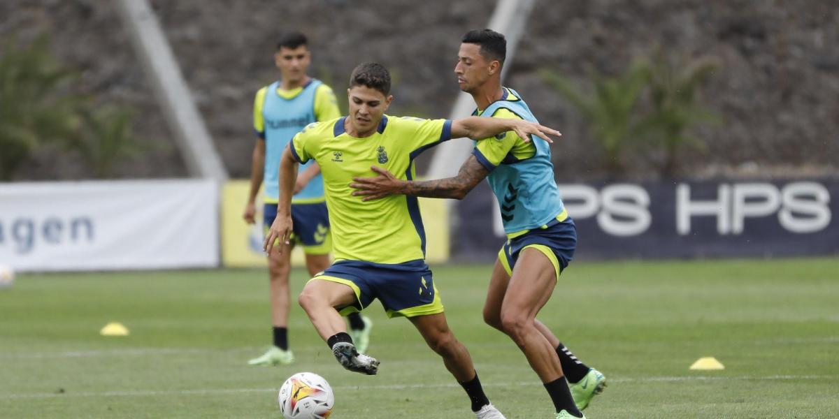 Las Palmas y Mirandés acuerdan la cesión de Óscar Pinchi