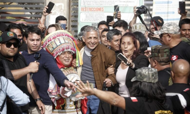 Liberan al hermano del expresidente peruano Humala tras cumplir condena por rebelión