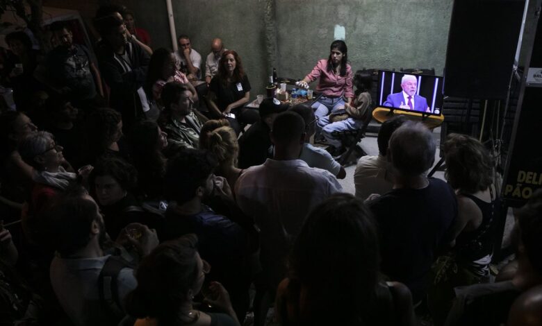 Lula apela a su legado como presidente en la primera entrevista televisada de la campaña
