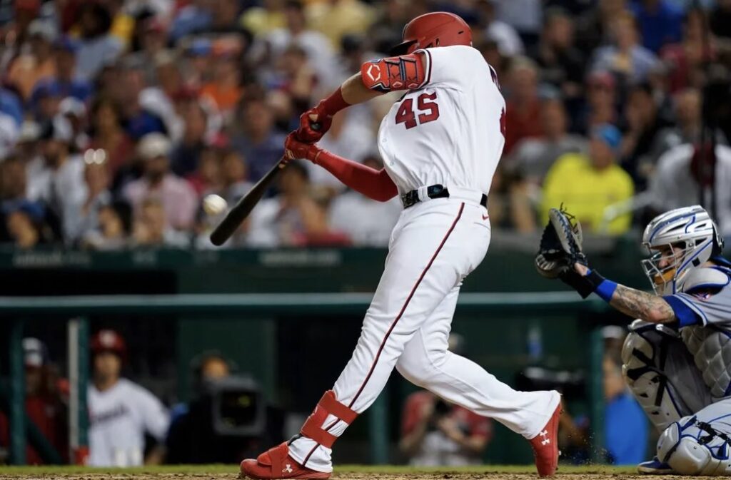 MLB: El mexicano Joey Meneses debuta en las Mayores e impone récord | Video