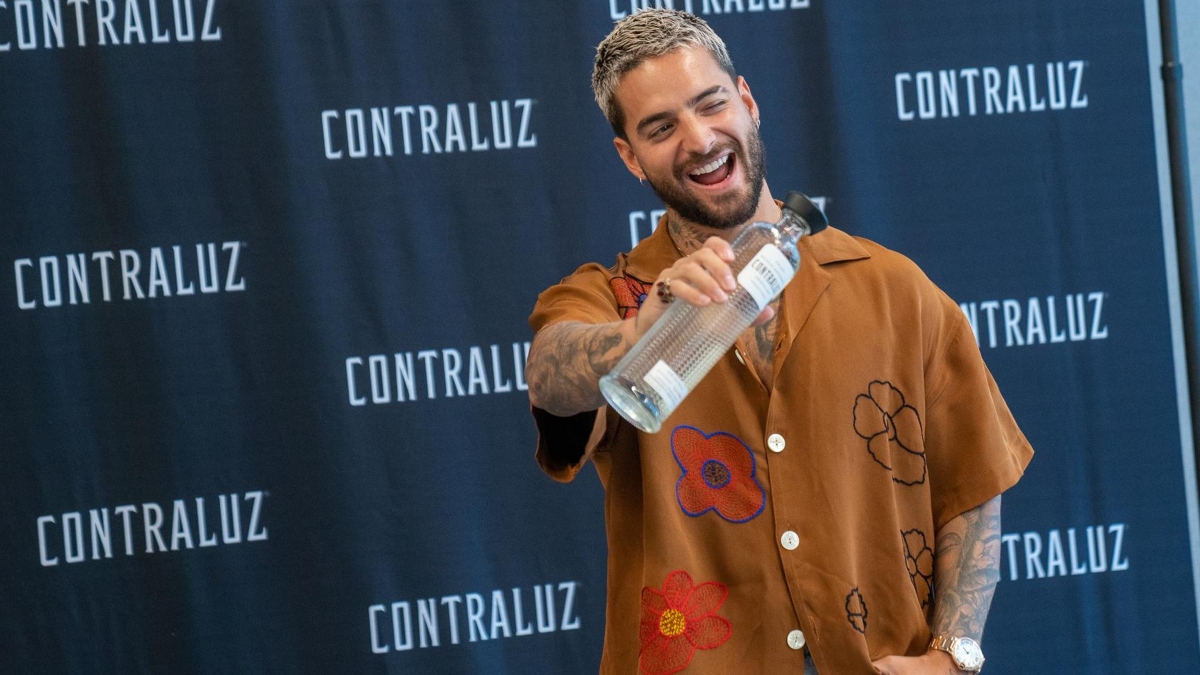 Maluma muestra su faceta de empresario: lanza su propia marca de mezcal