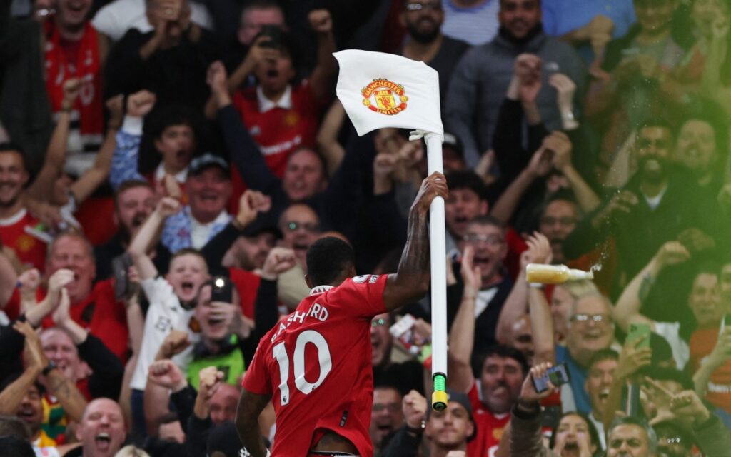 Manchester United, sin CR7 casi todo el encuentro, se impuso al Liverpool | Video