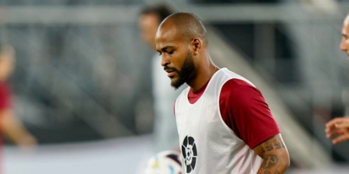 Marcao, Suso y Rafa Mir, al margen del grupo