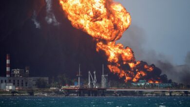 México apoya a Cuba con especialistas de Sedena y Pemex para sofocar incendio en Matanzas