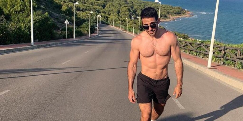Miguel Ángel Silvestre arrasa en Instagram con su último vídeo: "Madre mía"