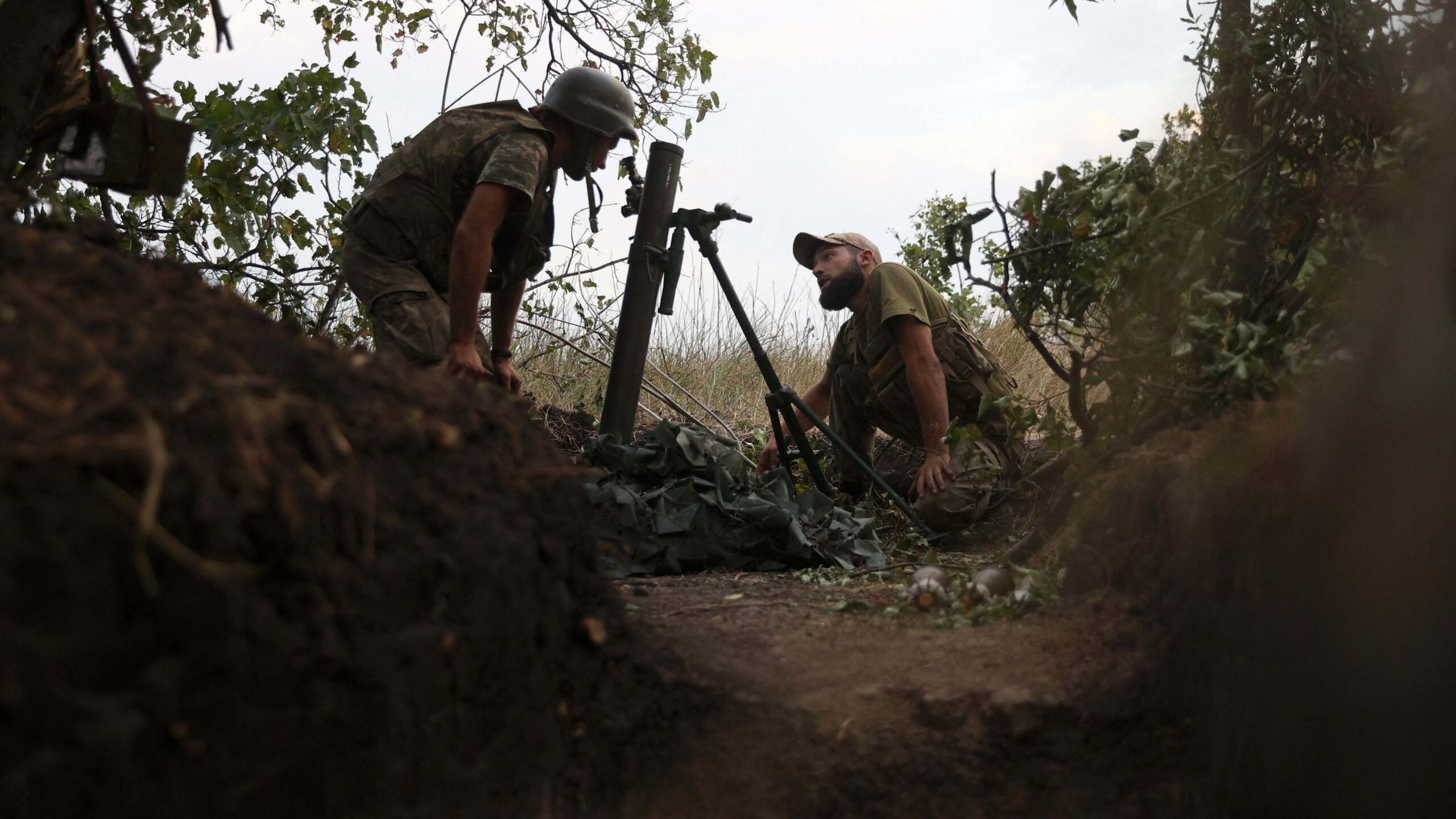 Miles de reclutas ucranianos reciben entrenamiento de guerra urbana en el Reino Unido