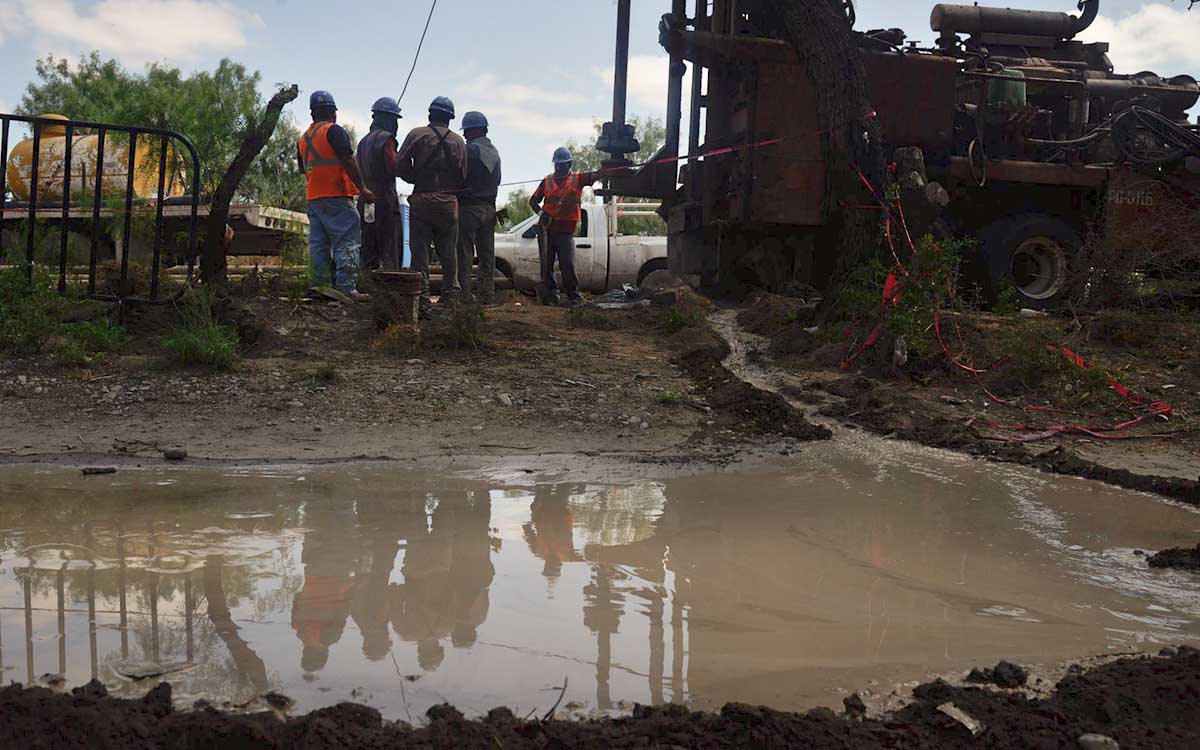 Mineros cumplen 18 días atrapados en ‘El Pinabete’; introducen cámara 360º para localizar filtraciones de agua
