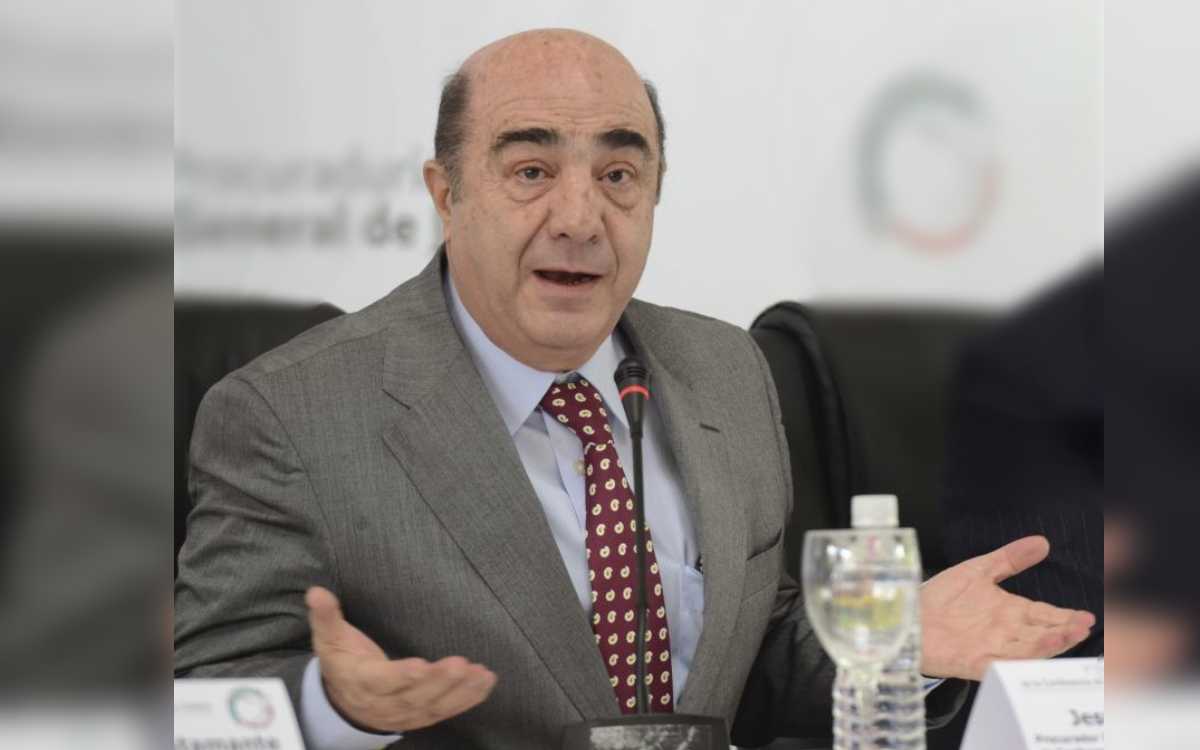 Murillo Karam defiende en audiencia investigación de ‘la verdad histórica’