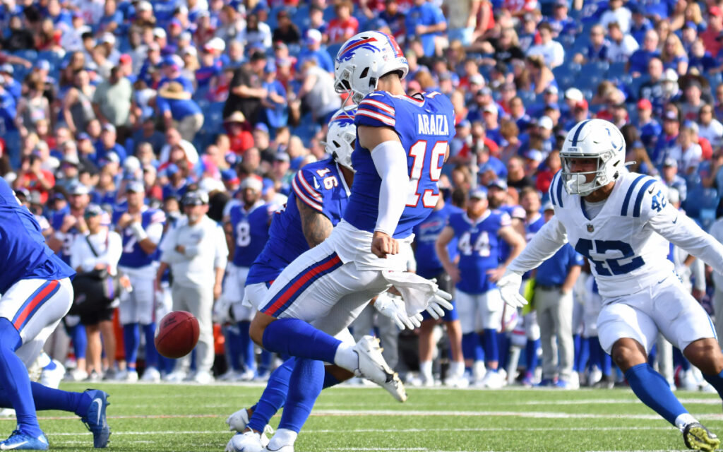 NFL: Matt Araiza, pateador de ascendencia mexicana, se queda con la titularidad en Buffalo | Video