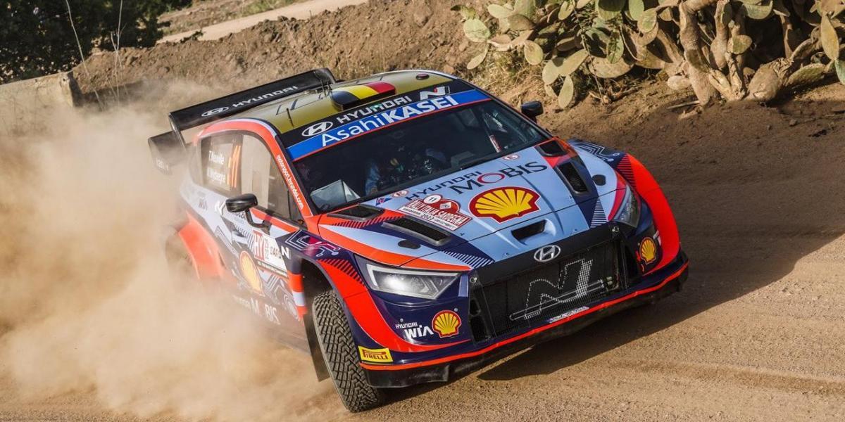 Neuville gana la etapa y Rovanperä se estrena con una cuarta posición en Finlandia