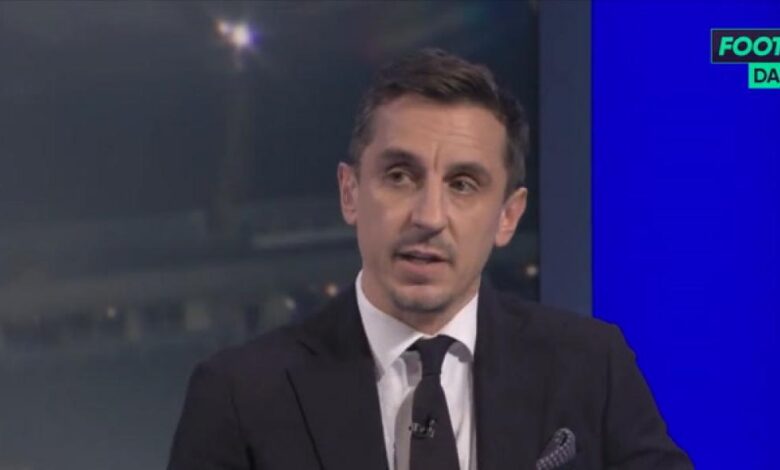 Neville: "El United se ha convertido en un cementerio de jugadores"
