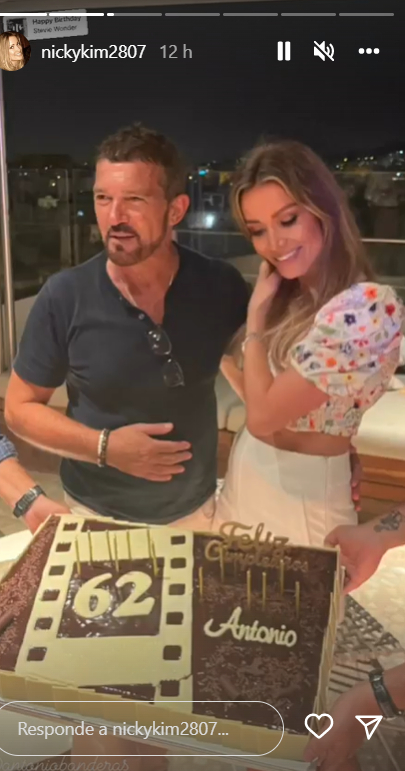 Antonio Banderas y Nicole Kimpel / Instagram
