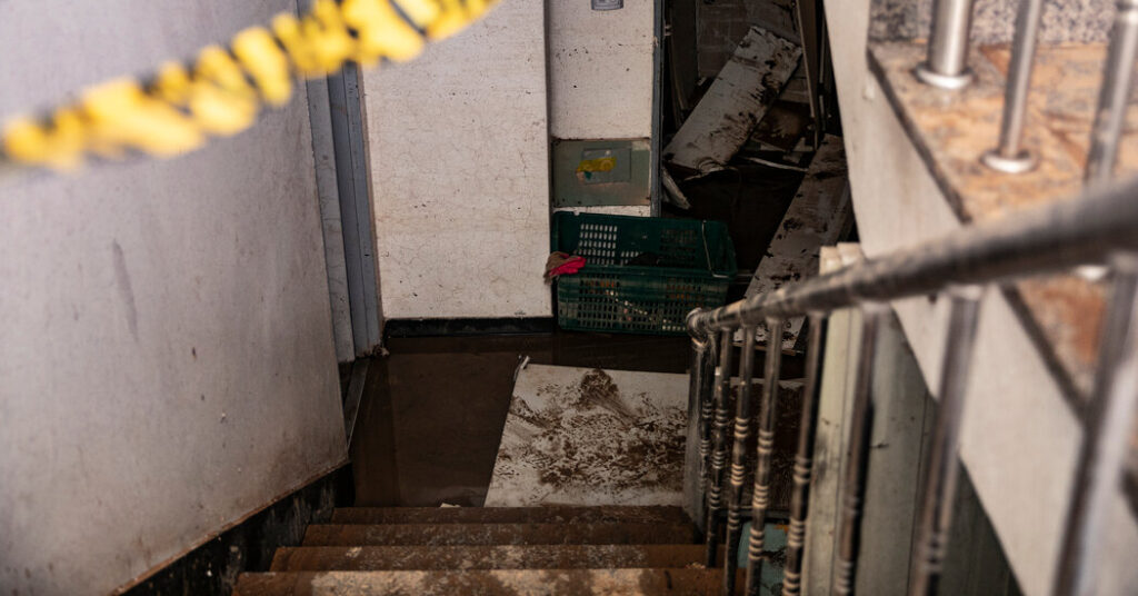 'No pudimos hacer nada': una familia se ahoga en un sótano de Seúl durante las inundaciones