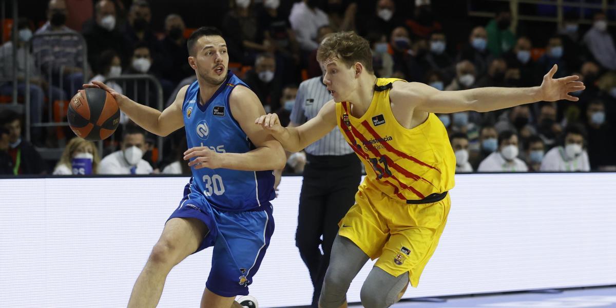 Novak renueva con el Carplus Fuenlabrada