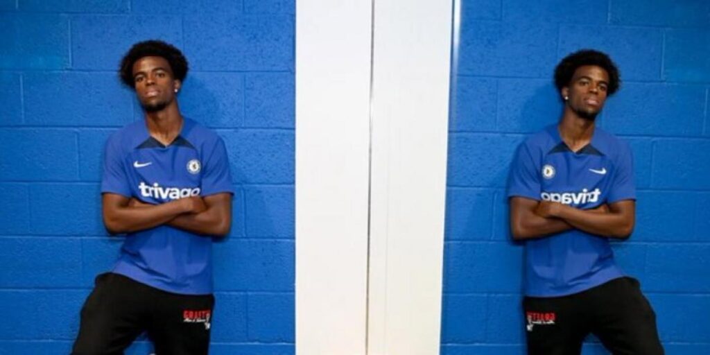 Oficial: El Chelsea anuncia el fichaje de Chukwuemeka