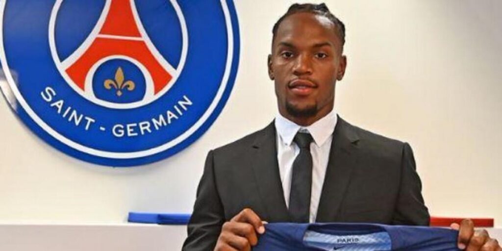 Oficial: Renato Sanches, nuevo jugador del PSG