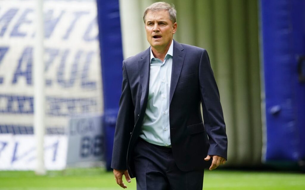 Oficializa Cruz Azul la salida del técnico uruguayo Diego Aguirre | Video