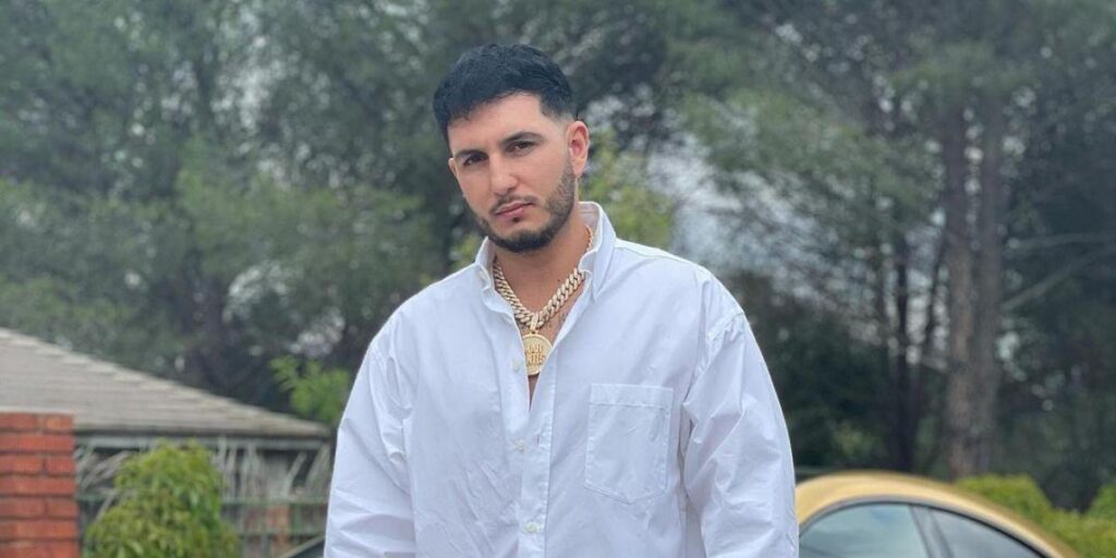 Omar Montes revoluciona el centro de Madrid y acaba multado por la Policía