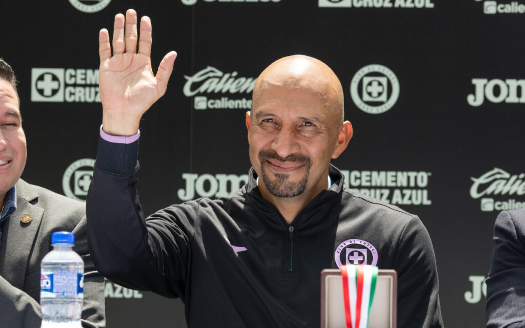 Óscar 'Conejo' Pérez dirigirá a La Máquina contra Xolos | Tuit